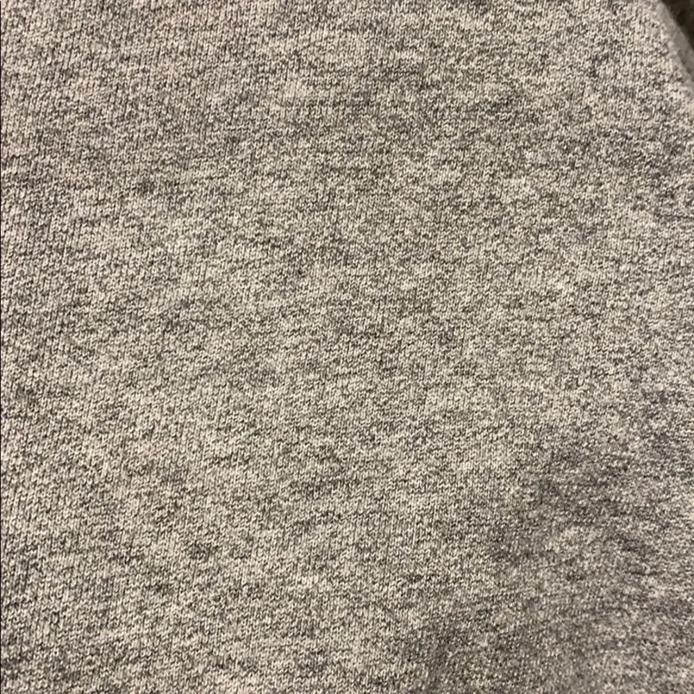 EUC J Crew Classic Crew Sweatshirt Medium